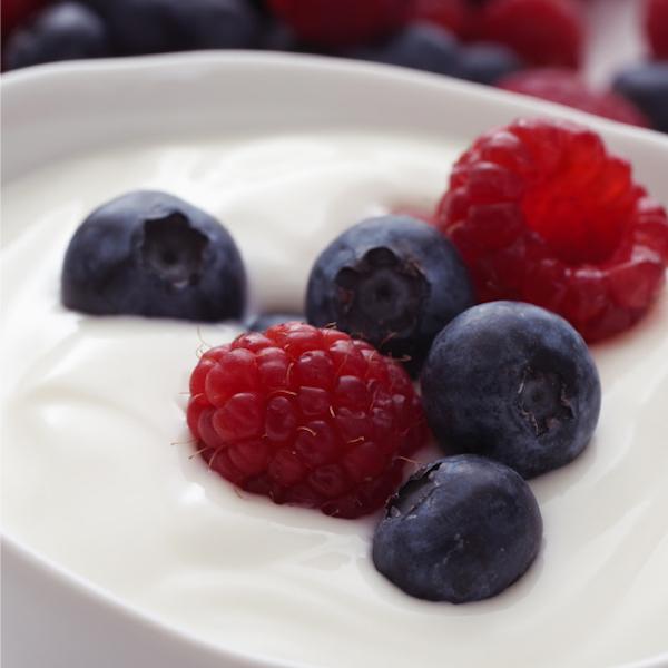 image of yoghurt and fruit