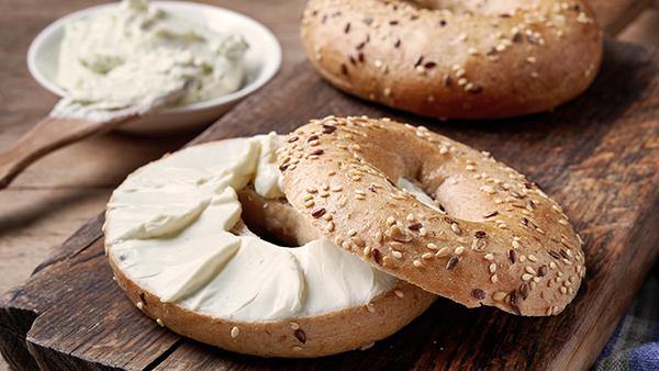 cream cheese on bagel