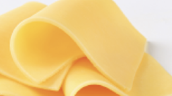 slices of edam cheese